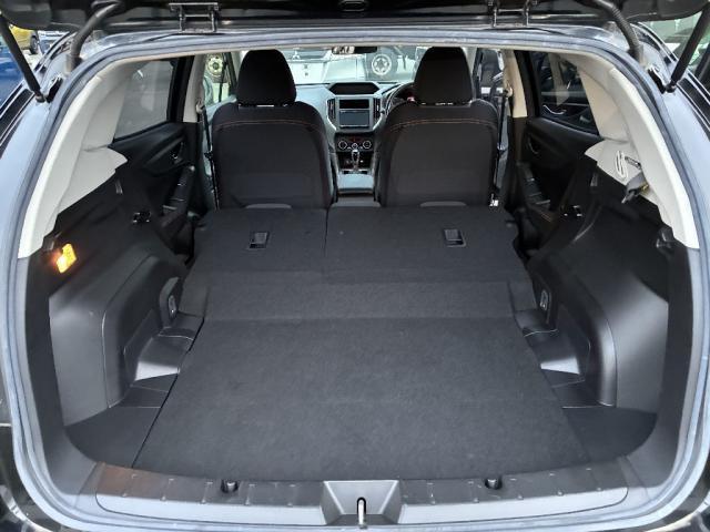 XV 2.0i-L アイサイト 4WD オートエアコン 横滑り防止装置 アルミホイール スマートキー クリアランスソナー バックカメラ(5枚目)