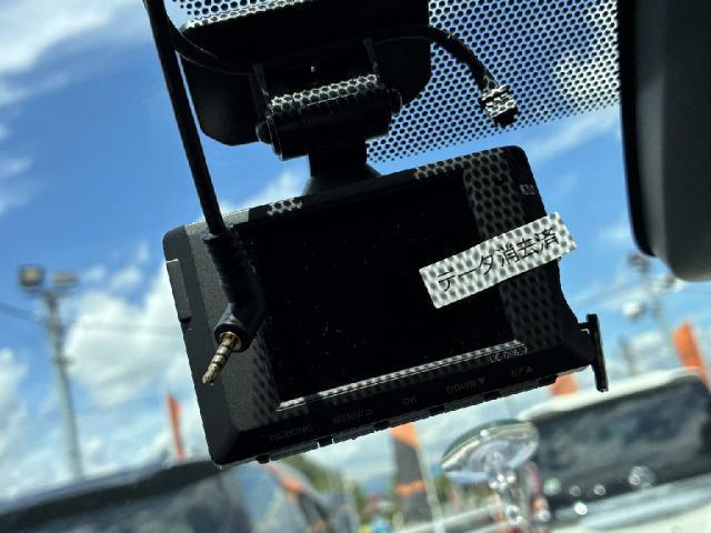 ヴォクシー ZS 煌III ETC アルミホイール スマートキー 衝突被害軽減システム 両側電動スライドドア LED 3列シート SDナビ バックカメラ フルセグ(16枚目)