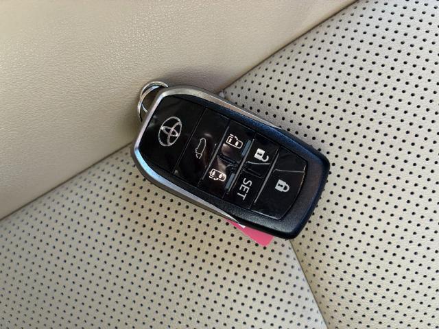 中古車販売、買取や車検、レンタカーなど車の事ならなんでもおまかせ！お問合せは００６６−９７０２−５５２７へ！