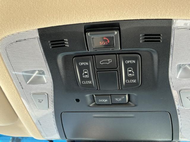 中古車販売、買取や車検、レンタカーなど車の事ならなんでもおまかせ！お問合せは００６６−９７０２−５５２７へ！