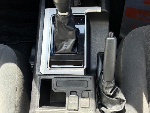 中古車販売、買取や車検、レンタカーなど車の事ならなんでもおまかせ！お問合せは００６６−９７０２−５５２７へ！