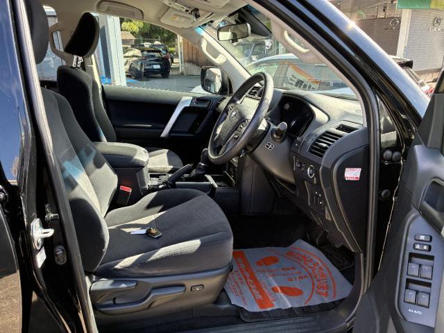 中古車販売、買取や車検、レンタカーなど車の事ならなんでもおまかせ！お問合せは００６６−９７０２−５５２７へ！