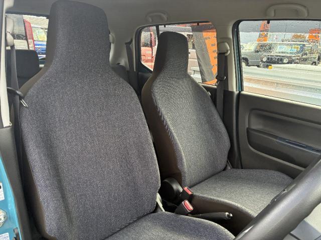 アルト Lアップグレードパッケージ 4WD 横滑り防止装置 キーレス 衝突被害軽減システム シートヒーター バックカメラ ドライブレコーダー(4枚目)