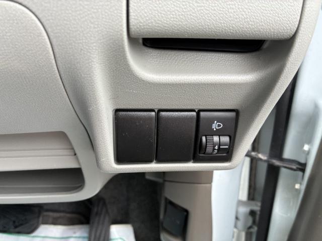 キャロルエコ ECO-L エアコン パワステ 運転席・助手席エアバッグ ABS 盗難防止システム 衝突安全ボディ キーレス アイドリングストップ CD(18枚目)