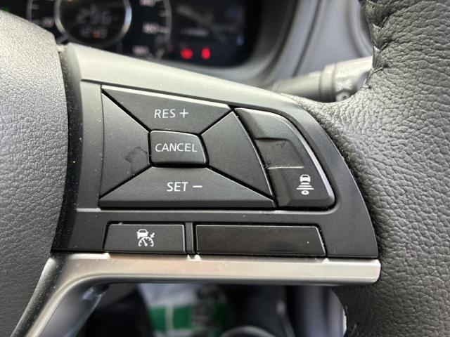 ノート e-パワー メダリスト FOUR 4WD スマートキー ETC クリアランスソナー 全周囲カメラ ドライブレコーダー エンジンスターター(11枚目)