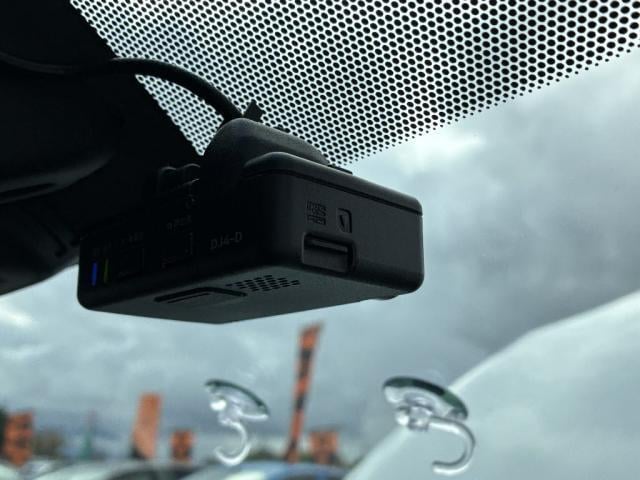 ノート e-パワー メダリスト FOUR 4WD スマートキー ETC クリアランスソナー 全周囲カメラ ドライブレコーダー エンジンスターター(16枚目)