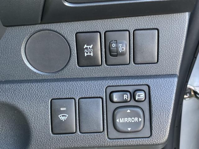 ラクティス X キーレスキー 純正ナビ TV Bluetooth バックカメラ ETC 4WD デアイサー(10枚目)