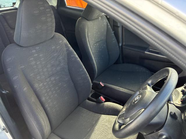 ラクティス X キーレスキー 純正ナビ TV Bluetooth バックカメラ ETC 4WD デアイサー(16枚目)