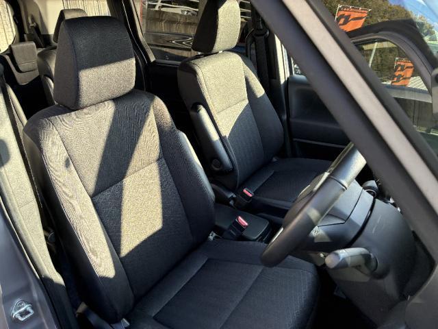 ランディ ハイブリッドG 4WD スマートキー ETC クリアランスソナー シートヒーター 両側電動スライドドア フルフラット(10枚目)