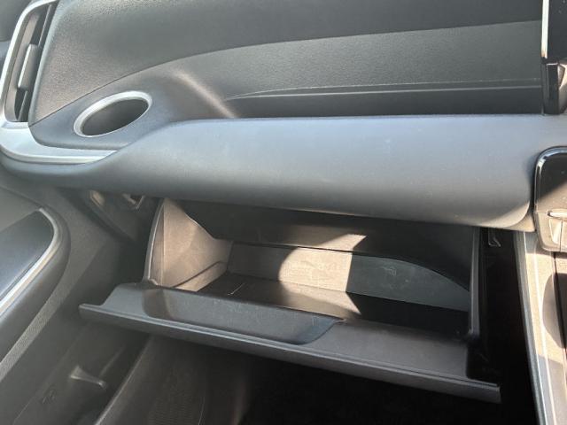 ヴォクシー Ｓ－Ｇ　４ＷＤ　ＥＴＣ　アルミホイール　スマートキー　オートクルーズコントロール　レーンアシスト　ＬＥＤ　ＨＤＤナビ　バックカメラ（18枚目）