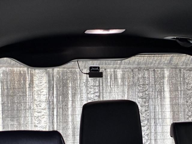 中古車販売、買取や車検、レンタカーなど車の事ならなんでもおまかせ！お問合せは００６６−９７０２−５５２７へ！