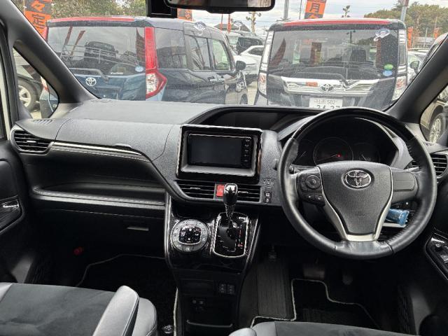 中古車販売、買取や車検、レンタカーなど車の事ならなんでもおまかせ！お問合せは００６６−９７０２−５５２７へ！