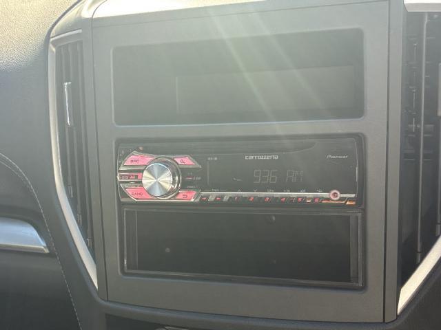 フォレスター ツーリング　４ＷＤ　オートエアコン　ＥＴＣ　横滑り防止装置　アルミホイール　スマートキー　衝突被害軽減システム　シートヒーター　ヘッドライトウォッシャー（5枚目）