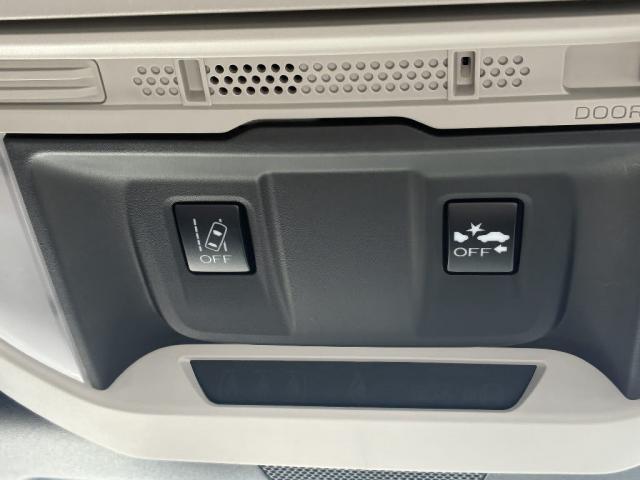 フォレスター ツーリング　４ＷＤ　オートエアコン　ＥＴＣ　横滑り防止装置　アルミホイール　スマートキー　衝突被害軽減システム　シートヒーター　ヘッドライトウォッシャー（20枚目）