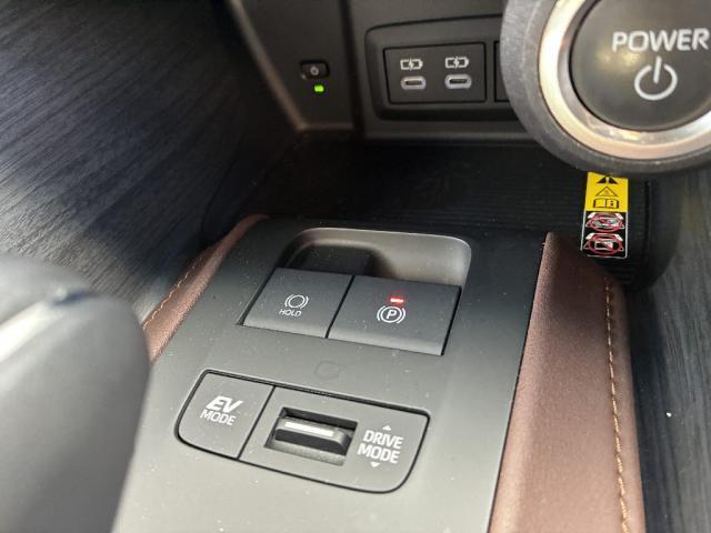 ハリアーハイブリッド Z レザーパッケージ 4WD ETC アルミホイール スマートキー レーンアシスト LED 電動リアゲート 革シート パワーシートシートエアコン(12枚目)