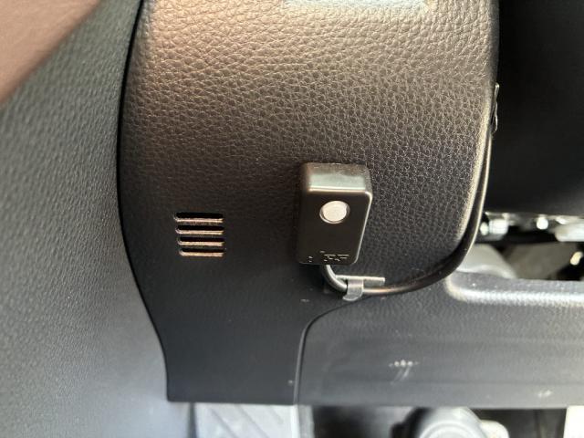 ハリアーハイブリッド Z レザーパッケージ 4WD ETC アルミホイール スマートキー レーンアシスト LED 電動リアゲート 革シート パワーシートシートエアコン(16枚目)