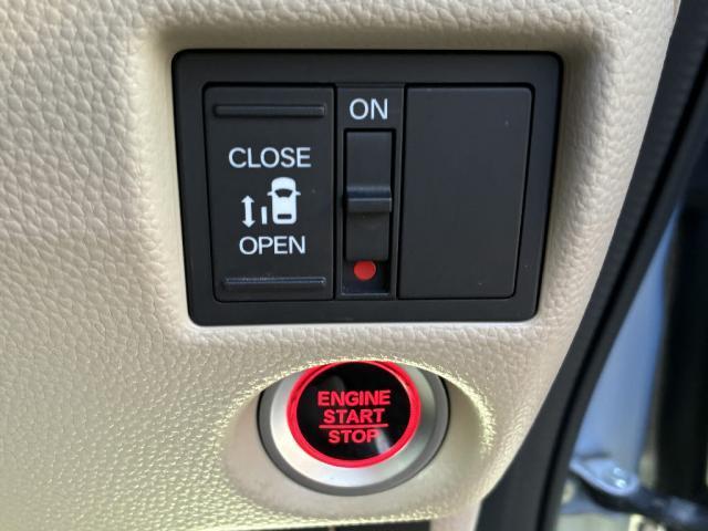 N-BOX G・Lホンダセンシング ETC スマートキー 衝突被害軽減システム 片側電動スライドドア レーンアシスト LED ベンチシート シートヒーター バックカメラ(7枚目)