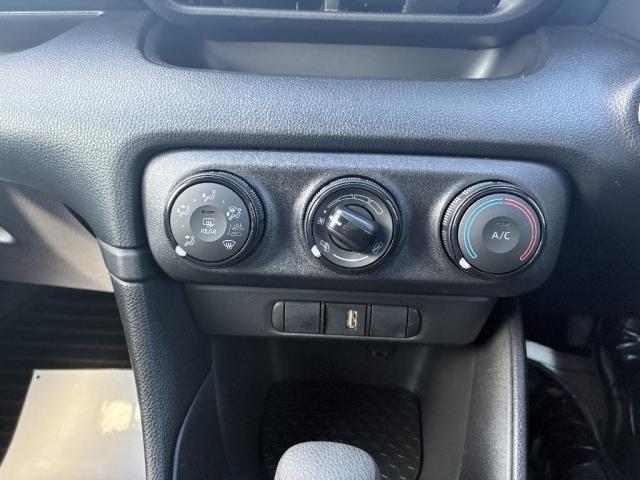 ヤリス X 4WD スマートキー 衝突被害軽減システム オートクルーズコントロール レーンアシスト オートライト オートマチックハイビーム(7枚目)