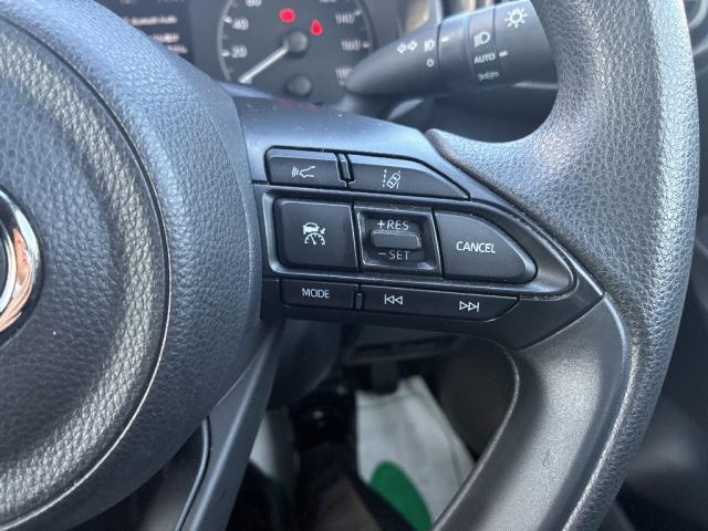 ヤリス X 4WD スマートキー 衝突被害軽減システム オートクルーズコントロール レーンアシスト オートライト オートマチックハイビーム(12枚目)