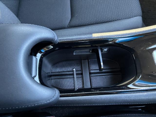 ヴェゼル X・ホンダセンシング 4WD オートエアコン 横滑り防止装置 アルミホイール スマートキー 衝突被害軽減システム ナビ バックカメラ TV(12枚目)