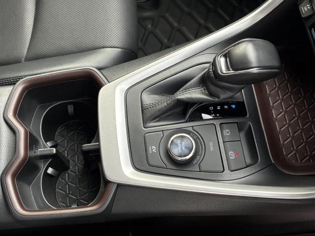 RAV4 ハイブリッドG 4WD 横滑り防止装置 ETC アルミホイール スマートキー 電動リアゲート シートヒーター ナビ 全周囲カメラ TV(9枚目)