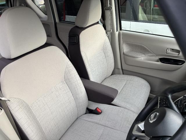 ルークス X 4WD スマートキー アイドリングストップ 片側電動スライドドア クリアランスソナー ベンチシート シートヒーター ナビ TV 全周囲カメラ(4枚目)