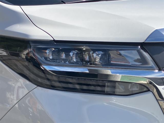 アルファードハイブリッド Ｇ　Ｆパッケージ　４ＷＤ　ドライブレコーダー　ＥＴＣ　バックカメラ　ＴＶ　クリアランスソナー　オートクルーズコントロール　レーンアシスト　衝突被害軽減システム　両側電動スライドドア　オートマチックハイビーム（21枚目）
