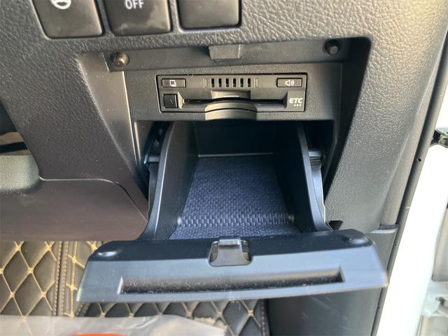 アルファードハイブリッド Ｇ　Ｆパッケージ　４ＷＤ　ドライブレコーダー　ＥＴＣ　バックカメラ　ＴＶ　クリアランスソナー　オートクルーズコントロール　レーンアシスト　衝突被害軽減システム　両側電動スライドドア　オートマチックハイビーム（39枚目）