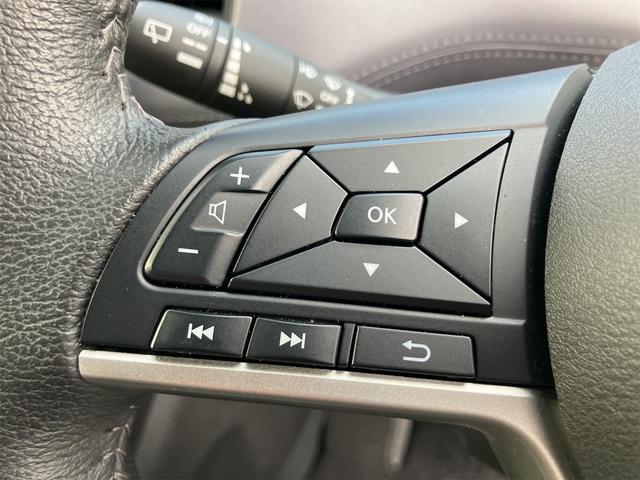 セレナ ハイウェイスターＶ　４ＷＤ　ドライブレコーダー　ＥＴＣ　全周囲カメラ　ナビ　ＴＶ　クリアランスソナー　オートクルーズコントロール　衝突被害軽減システム　両側電動スライドドア　オートライト　ＬＥＤヘッドランプ　スマートキー（7枚目）