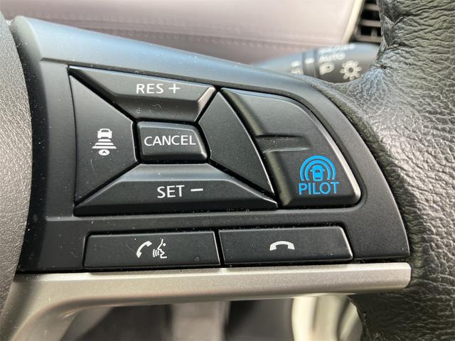 セレナ ハイウェイスターＶ　４ＷＤ　ドライブレコーダー　ＥＴＣ　全周囲カメラ　ナビ　ＴＶ　クリアランスソナー　オートクルーズコントロール　衝突被害軽減システム　両側電動スライドドア　オートライト　ＬＥＤヘッドランプ　スマートキー（8枚目）