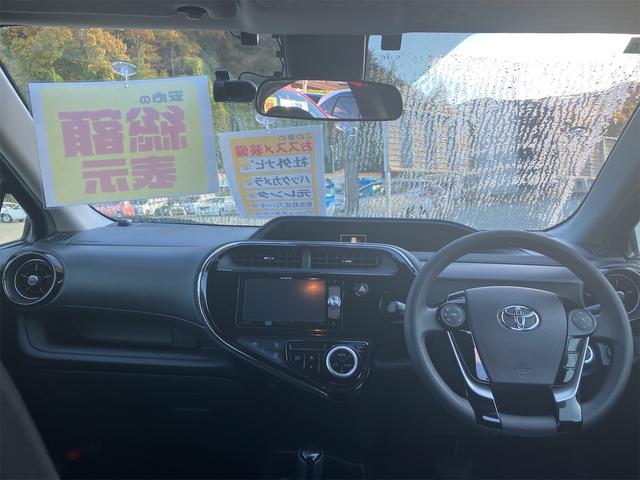 アクア Ｓスタイルブラック　ドライブレコーダー　ＥＴＣ　バックカメラ　ナビ　クリアランスソナー　レーンアシスト　衝突被害軽減システム　オートマチックハイビーム　オートライト　スマートキー　電動格納ミラー　ＣＶＴ　レンタカーアップ（2枚目）