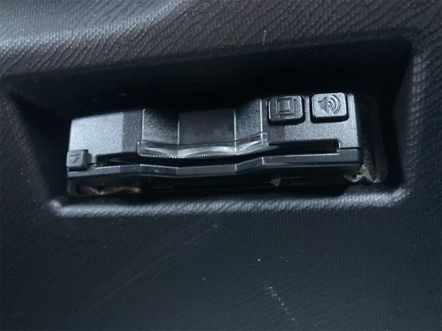 アクア Ｓスタイルブラック　ドライブレコーダー　ＥＴＣ　バックカメラ　ナビ　クリアランスソナー　レーンアシスト　衝突被害軽減システム　オートマチックハイビーム　オートライト　スマートキー　電動格納ミラー　ＣＶＴ　レンタカーアップ（5枚目）