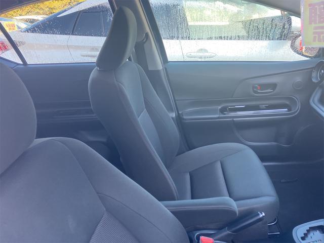 アクア Ｓスタイルブラック　ドライブレコーダー　ＥＴＣ　バックカメラ　ナビ　クリアランスソナー　レーンアシスト　衝突被害軽減システム　オートマチックハイビーム　オートライト　スマートキー　電動格納ミラー　ＣＶＴ　レンタカーアップ（30枚目）