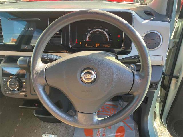 モコ X FOUR 4WD バックカメラ スマートキー シートヒーター ベンチシート CVT 盗難防止システム ABS CD アルミホイール 衝突安全ボディ エアコン パワーステアリング パワーウィンドウ(3枚目)