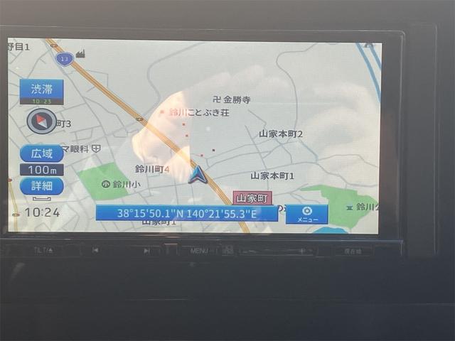 ノート Ｘ　ＦＯＵＲ　４ＷＤ　ドライブレコーダー　ＥＴＣ　バックカメラ　ナビ　クリアランスソナー　衝突被害軽減システム　アルミホイール　オートマチックハイビーム　オートライト　スマートキー　電動格納ミラー　シートヒーター（4枚目）