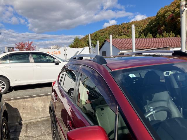 ＸＶ ２．０ｉ－Ｌ　アイサイト　４ＷＤ　ドライブレコーダー　ＥＴＣ　バックカメラ　オートクルーズコントロール　レーンアシスト　衝突被害軽減システム　サンルーフ　ナビ　ＴＶ　オートライト　ＨＩＤ　アルミホイール　スマートキー（8枚目）