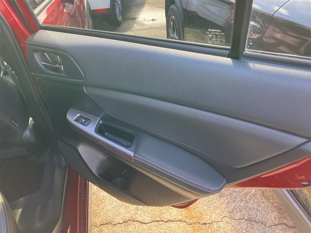 ＸＶ ２．０ｉ－Ｌ　アイサイト　４ＷＤ　ドライブレコーダー　ＥＴＣ　バックカメラ　オートクルーズコントロール　レーンアシスト　衝突被害軽減システム　サンルーフ　ナビ　ＴＶ　オートライト　ＨＩＤ　アルミホイール　スマートキー（18枚目）