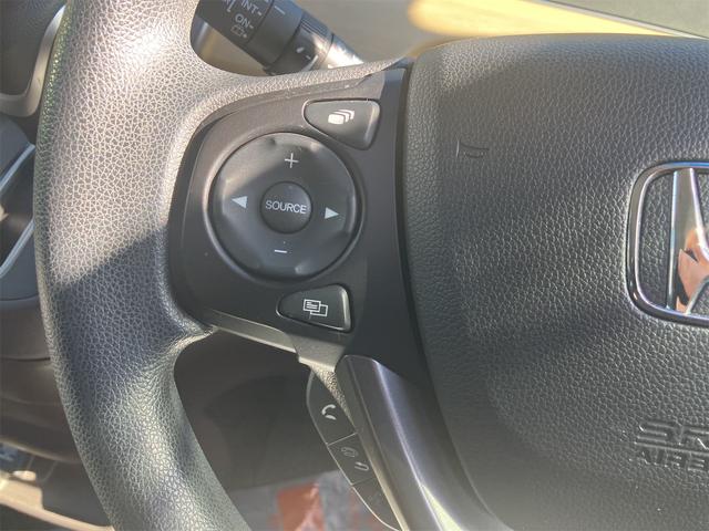 フリード Ｇ・ホンダセンシング　ＥＴＣ　バックカメラ　ナビ　ＴＶ　オートクルーズコントロール　レーンアシスト　衝突被害軽減システム　両側スライドドア　スマートキー　アイドリングストップ　電動格納ミラー　３列シート　ウォークスルー（8枚目）