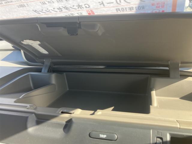 フリード Ｇ・ホンダセンシング　ＥＴＣ　バックカメラ　ナビ　ＴＶ　オートクルーズコントロール　レーンアシスト　衝突被害軽減システム　両側スライドドア　スマートキー　アイドリングストップ　電動格納ミラー　３列シート　ウォークスルー（11枚目）