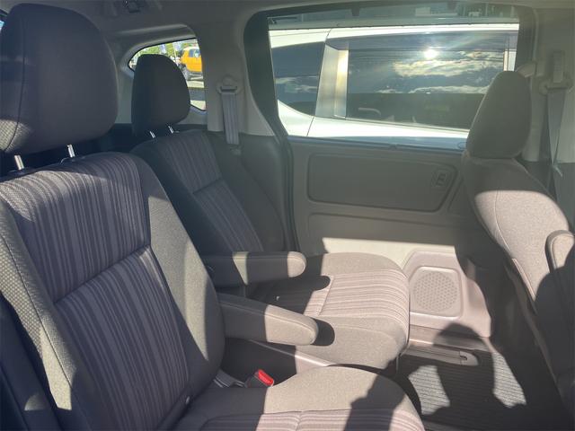 フリード Ｇ・ホンダセンシング　ＥＴＣ　バックカメラ　ナビ　ＴＶ　オートクルーズコントロール　レーンアシスト　衝突被害軽減システム　両側スライドドア　スマートキー　アイドリングストップ　電動格納ミラー　３列シート　ウォークスルー（35枚目）