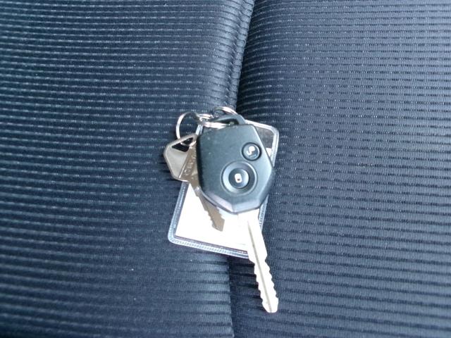 インプレッサスポーツ ２．０ｉアイサイト（13枚目）