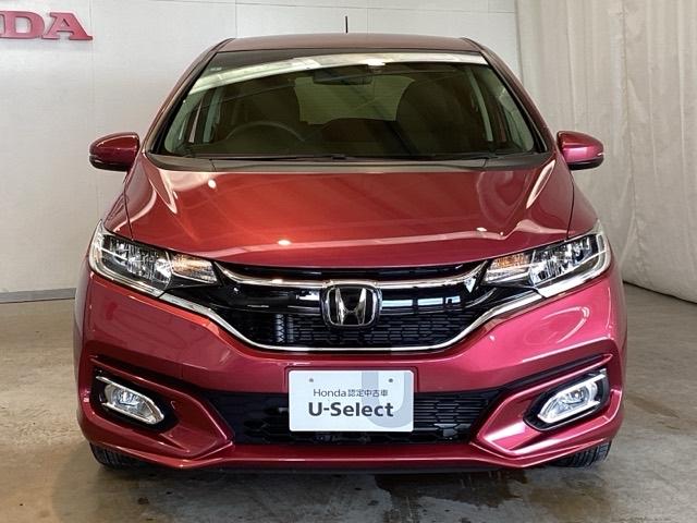 フィット １３Ｇ・Ｆコンフォートエディション　チタニア抗菌防臭施工済　ナビ　シートヒーター　キーフリー　衝突軽減ブレーキ　ＤＶＤ　地デジ　ＶＳＡ　ＥＴＣ　オートクルーズコントロール　リアカメラ　アイドリングストップ　ＬＥＤライト　ＵＳＢ　ＡＢＳ（3枚目）