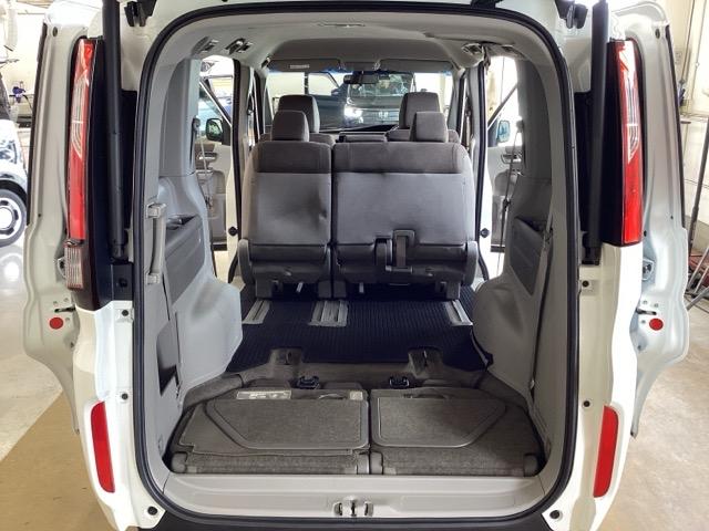 ステップワゴン Ｇ　光触媒抗菌消臭施工済　ナビ　ＥＴＣ　Ａストップ　オートクルーズコントロール　横滑り防止機能　ワンセグ　リアカメラ　スマートキーシステム　パワーステアリング　イモビライザー　ＡＢＳ　オートエアコン（22枚目）
