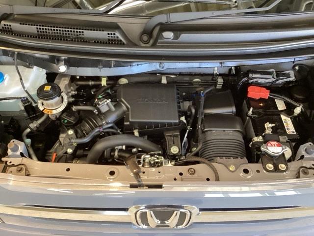 ホンダスタッフがしっかり整備して保証付きにてお渡し致します。エンジンルーム＆室内ルームともにクリーニング済みで清潔です。快適なドライブをお楽しみください。