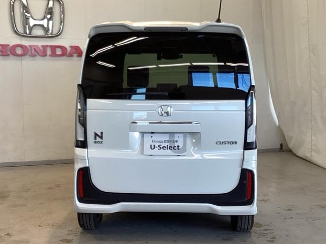 Ｎ－ＢＯＸカスタム ターボ　中古スタッドレスタイヤ、純正メモリーナビ、ドライブレコーダー前後装着＋ＥＴＣ付　当社デモカー　イモビライザー　１オナ　衝突被害軽減　ベンチシート　キーフリー　Ｐセンサー　ＥＳＣ　パワステ　ＤＶＤ再生（6枚目）