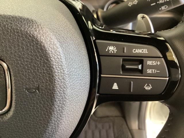 Ｎ－ＢＯＸカスタム ターボ　中古スタッドレスタイヤ、純正メモリーナビ、ドライブレコーダー前後装着＋ＥＴＣ付　当社デモカー　イモビライザー　１オナ　衝突被害軽減　ベンチシート　キーフリー　Ｐセンサー　ＥＳＣ　パワステ　ＤＶＤ再生（17枚目）