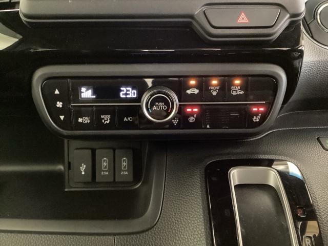 N-BOXカスタム Lターボ 光触媒抗菌消臭施工済 障害物センサー ナビ シートヒーター ETC MTモード クリアランスソナー オートクルーズ LEDランプ ECON USB接続 バックカメラ オートエアコン キーフリーシステム(9枚目)