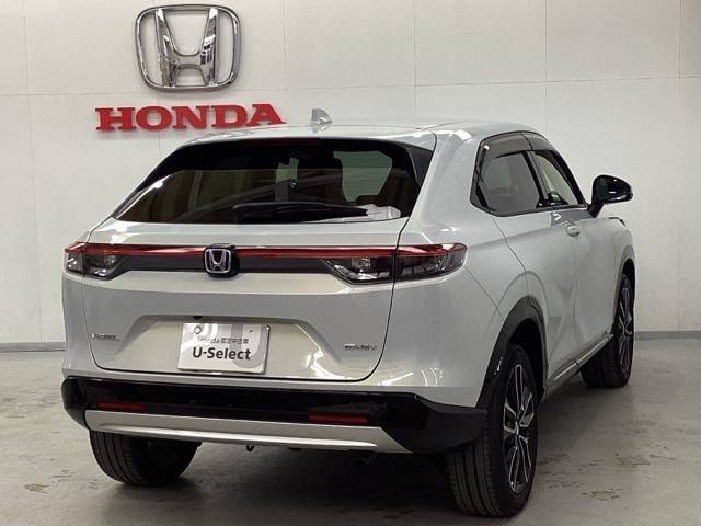 ヴェゼル ｅ：ＨＥＶＺ　光触媒抗菌消臭施工済　ドラレコ前後　障害物センサー　ナビ　シートヒーター　ＥＴＣ　盗難防止装置　ドラレコ付き　Ｒカメラ　フルセグテレビ　スマ－トキ－　アクティブクルーズ　Ｐセンサー　サイドエアバッグ（3枚目）