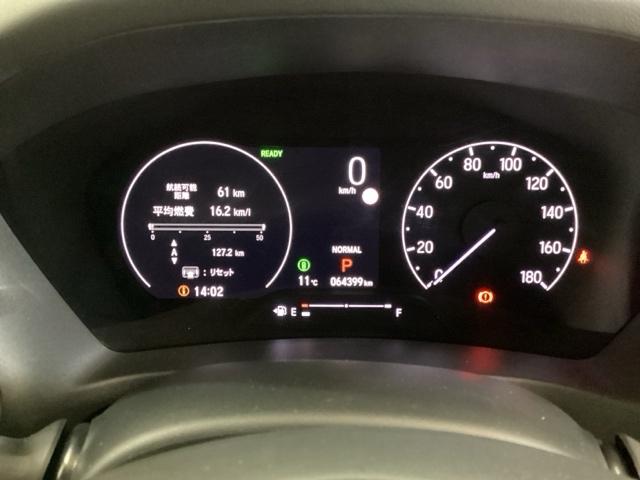 ヴェゼル ｅ：ＨＥＶＺ　光触媒抗菌消臭施工済　ドラレコ前後　障害物センサー　ナビ　シートヒーター　ＥＴＣ　盗難防止装置　ドラレコ付き　Ｒカメラ　フルセグテレビ　スマ－トキ－　アクティブクルーズ　Ｐセンサー　サイドエアバッグ（11枚目）