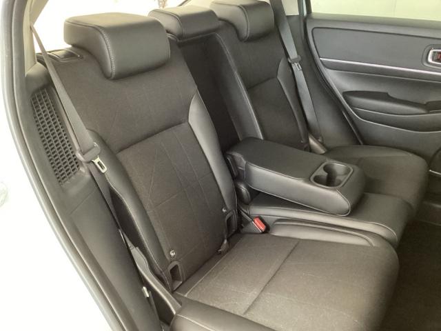 ヴェゼル ｅ：ＨＥＶＺ　光触媒抗菌消臭施工済　ドラレコ前後　障害物センサー　ナビ　シートヒーター　ＥＴＣ　盗難防止装置　ドラレコ付き　Ｒカメラ　フルセグテレビ　スマ－トキ－　アクティブクルーズ　Ｐセンサー　サイドエアバッグ（22枚目）